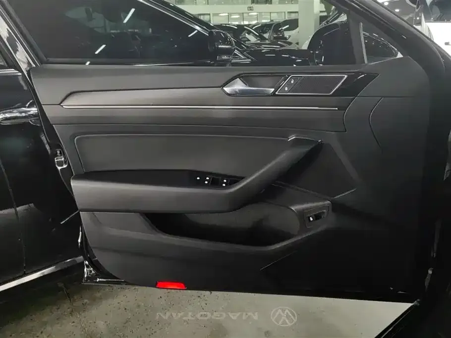 Volkswagen Passat — фото 9