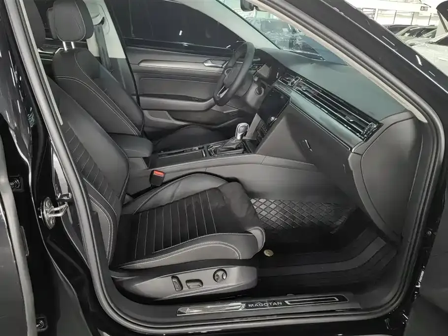 Volkswagen Passat — фото 10