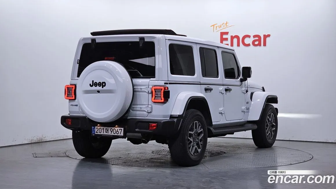 Jeep Wrangler — фото 2