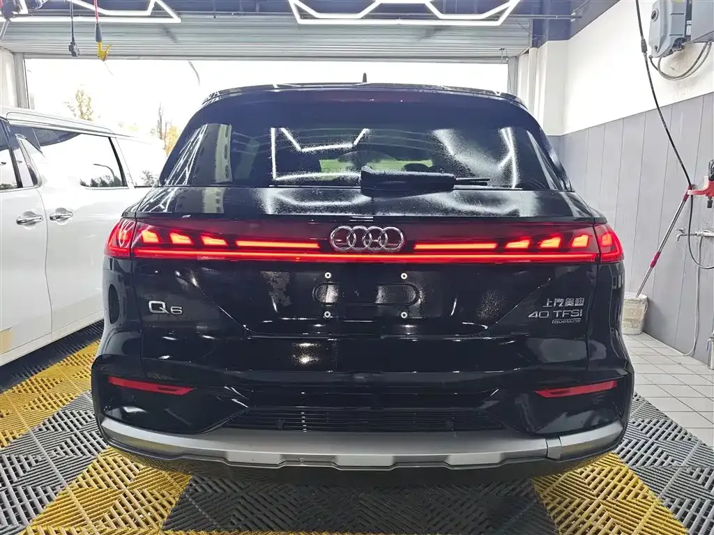 Audi Q6 — фото 9