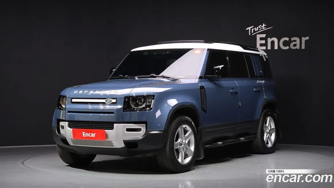 Land Rover Defender — фото 1