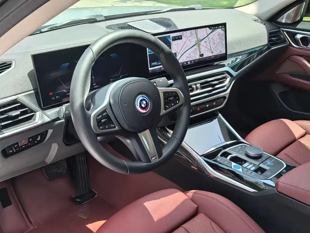 BMW i4 — фото 2