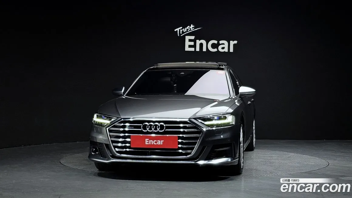 Audi A8 — фото 2