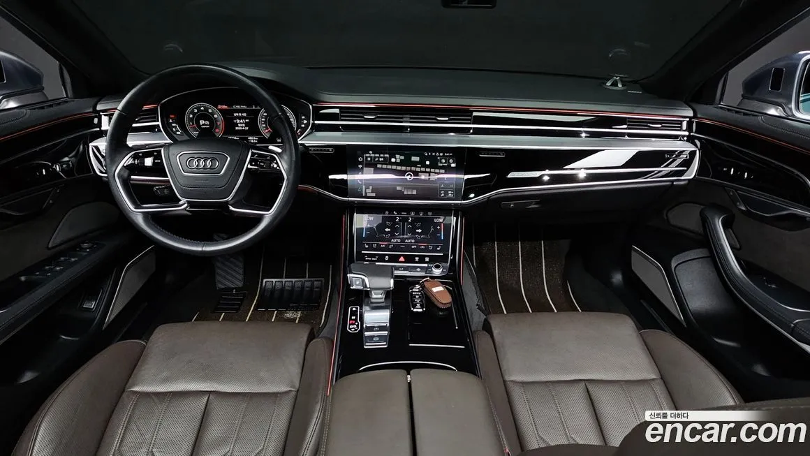 Audi A8 — фото 6