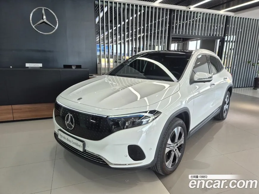Mercedes-Benz EQA — фото 1