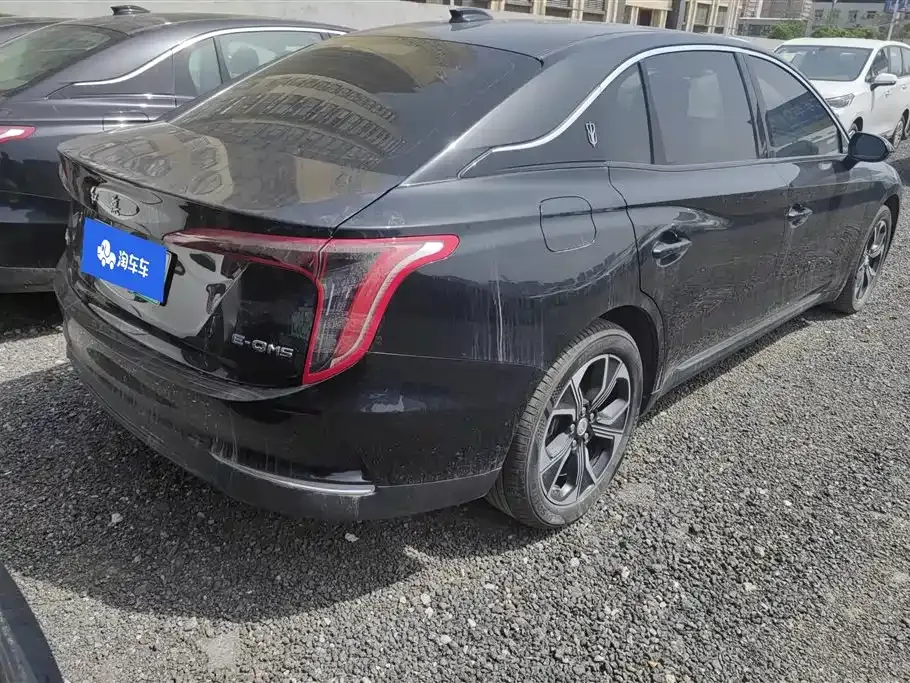 Hongqi E-QM5 — фото 8