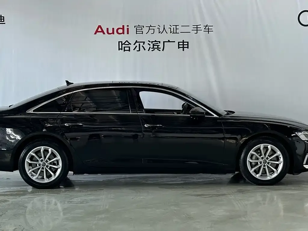 Audi A6L — фото 5