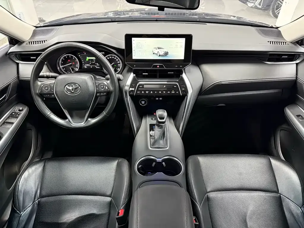 Toyota Harrier — фото 7