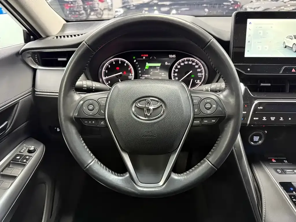 Toyota Harrier — фото 10