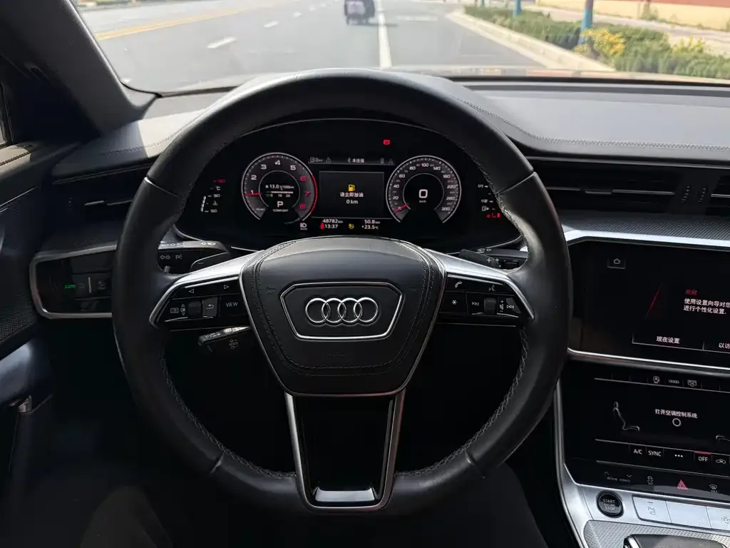 Audi A6L — фото 2