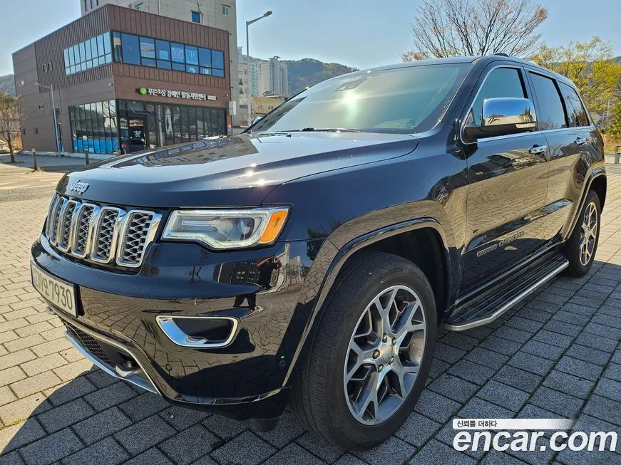Jeep Cherokee — фото 8