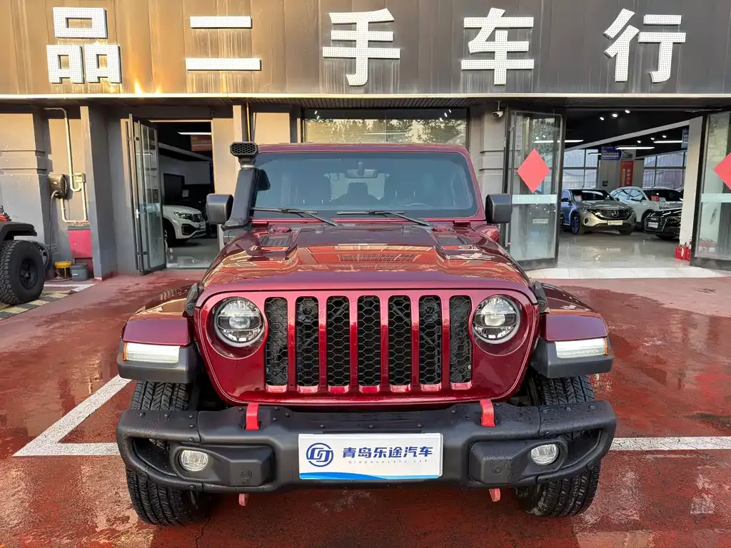 Jeep Wrangler PHEV — фото 1