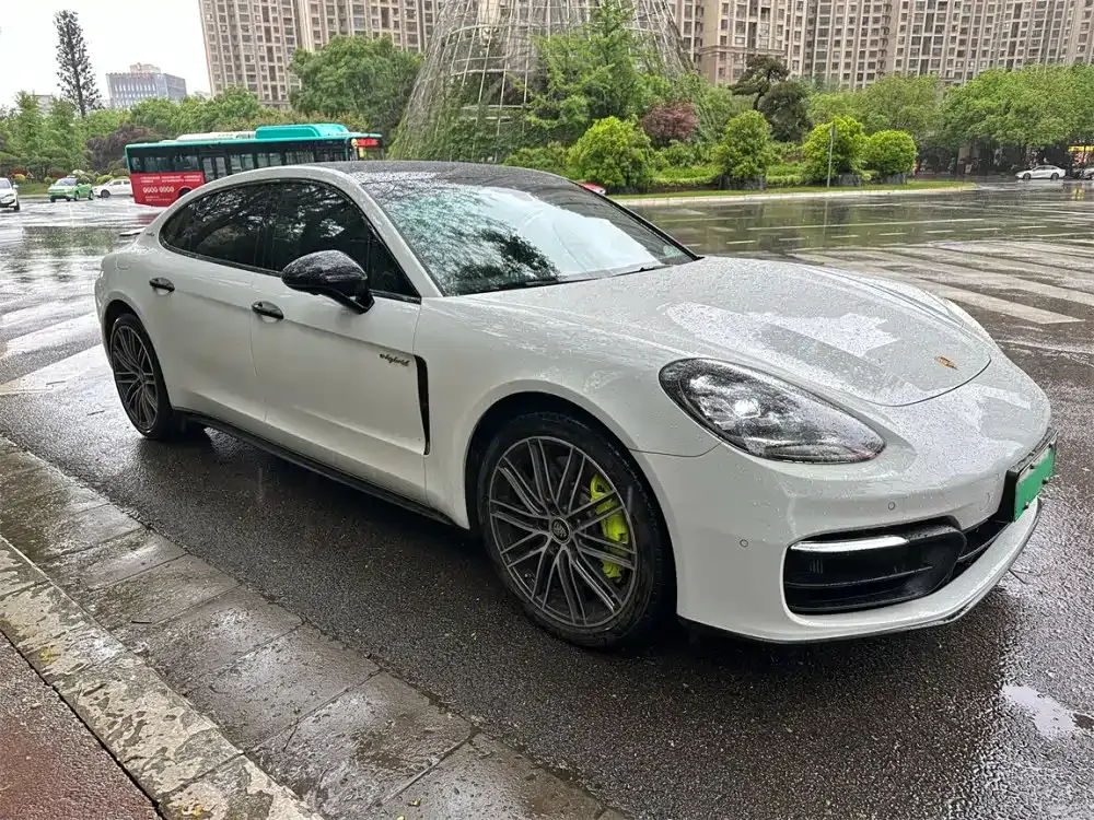 Porsche Panamera Hybrid — фото 8