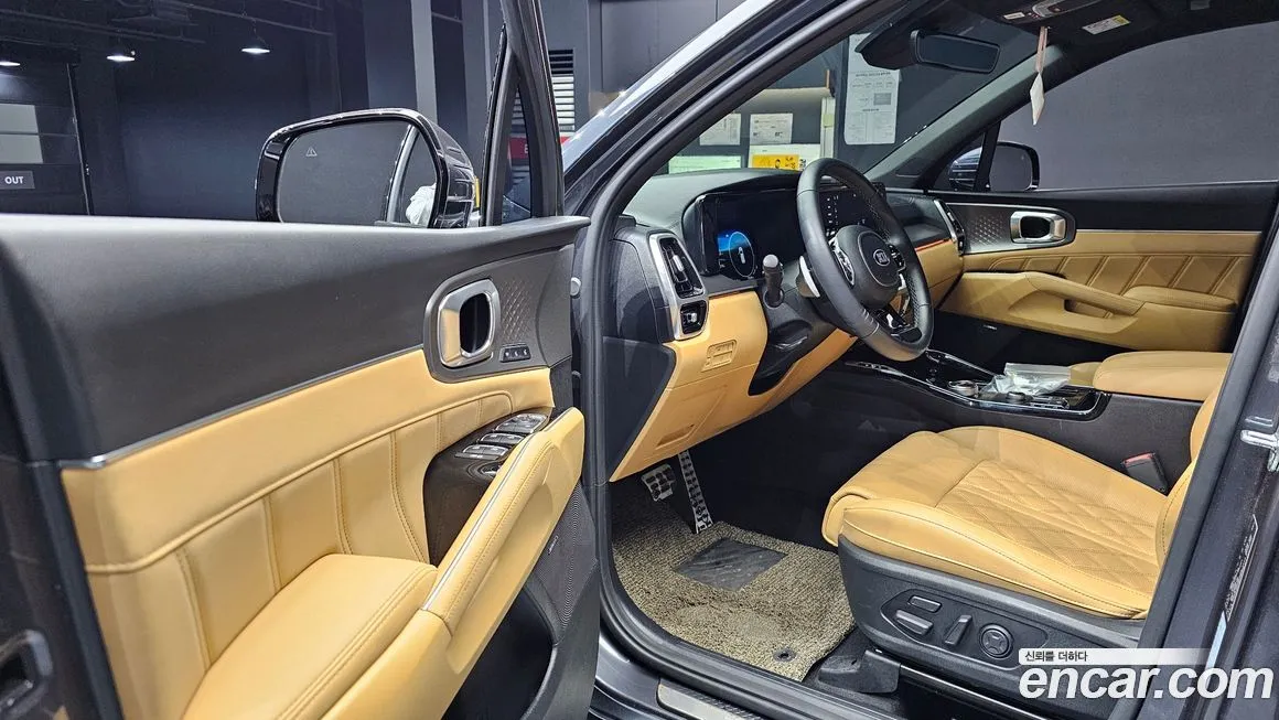 Kia Sorento — фото 8