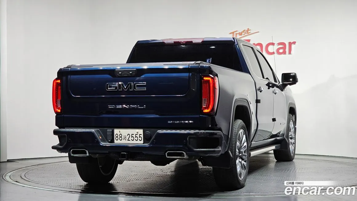 GMC Sierra — фото 4