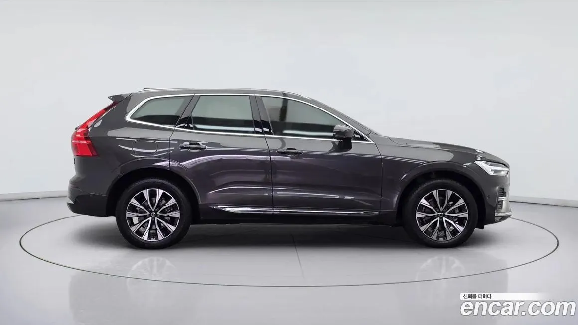 Volvo XC60 — фото 2