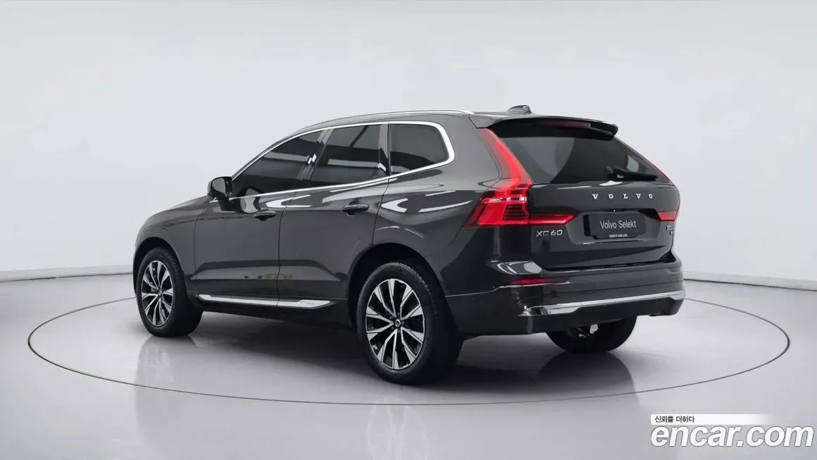 Volvo XC60 — фото 3