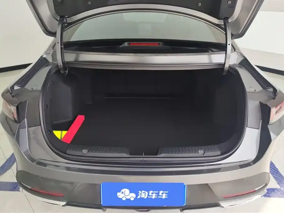 Changan Eado — фото 2