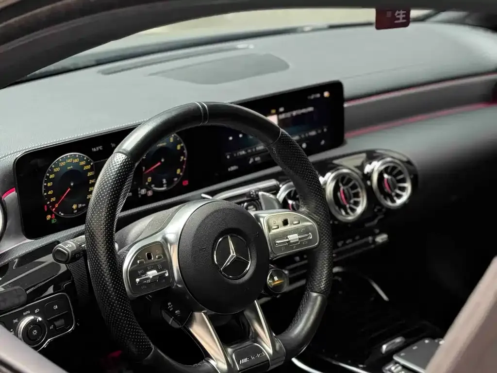 Mercedes-Benz A-Class AMG (Import) — фото 4