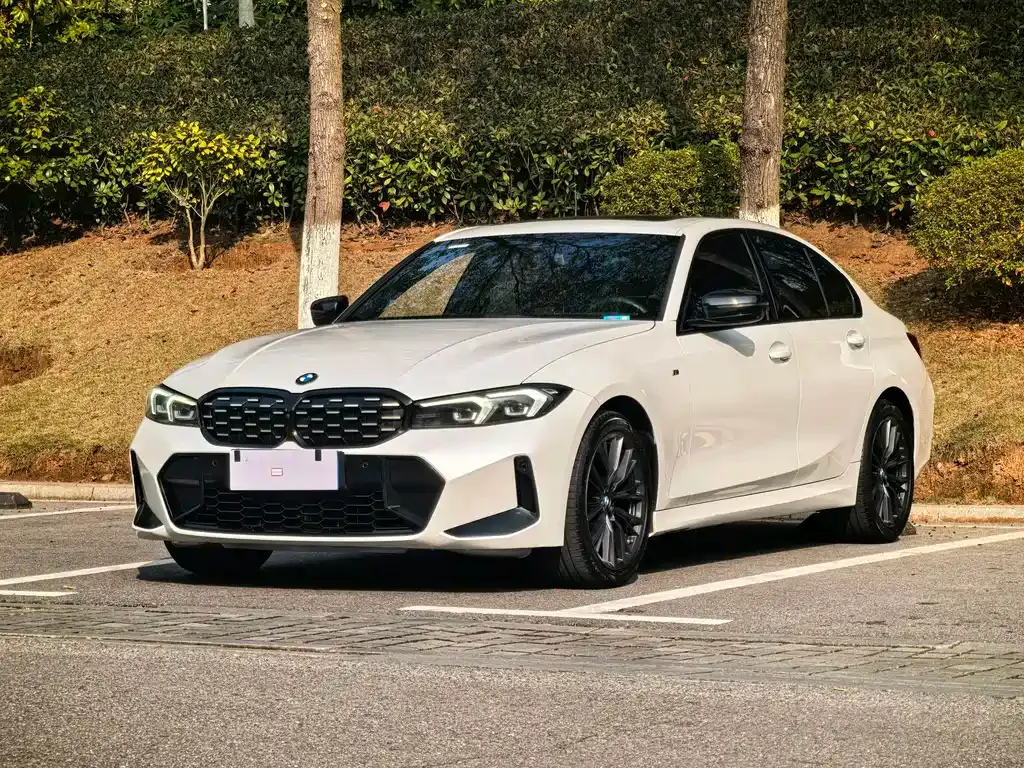 BMW 3 Series — фото 1