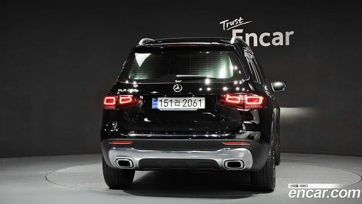 Mercedes-Benz GLB-Class — фото 3
