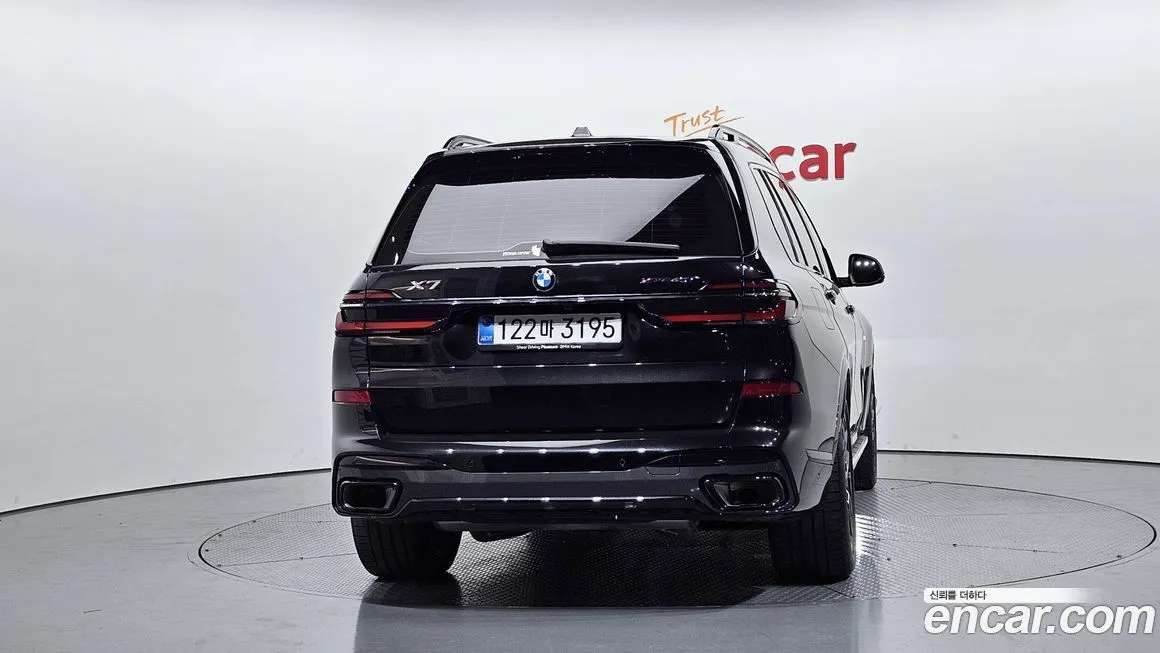 BMW X7 — фото 4