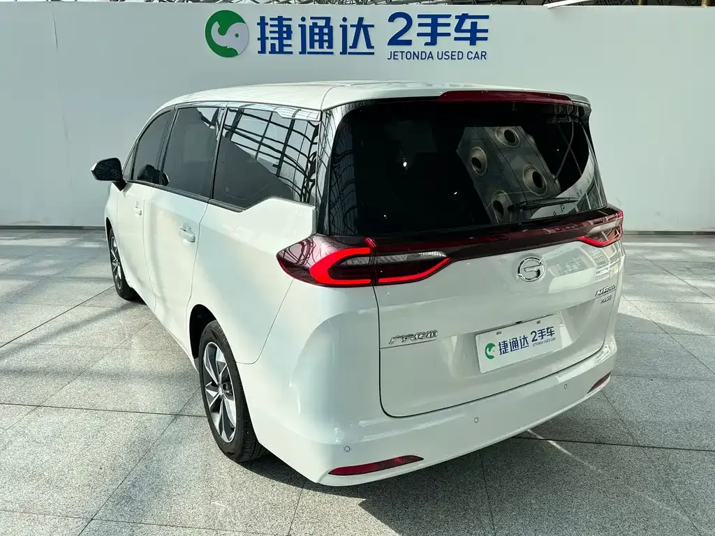 GAC Motor Trumpchi M6 — фото 5