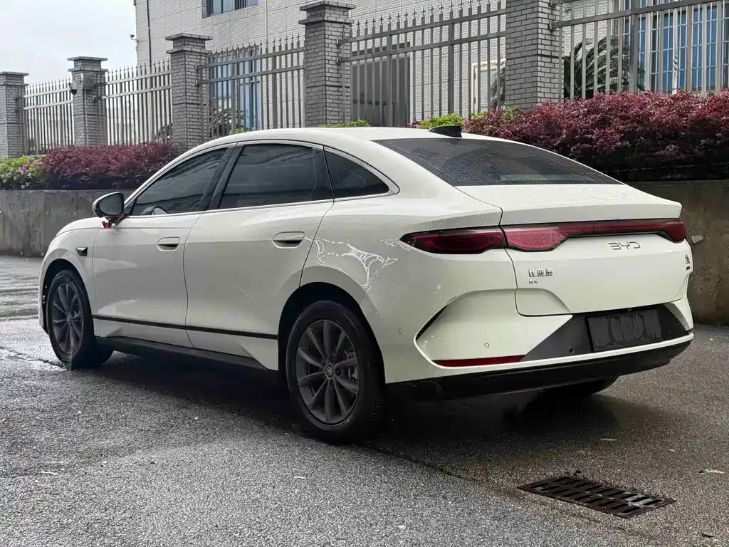 BYD Qin L — фото 7