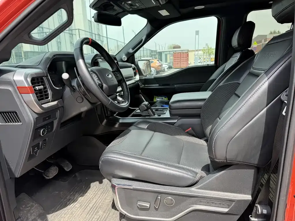 Ford F-150 Raptor — фото 5