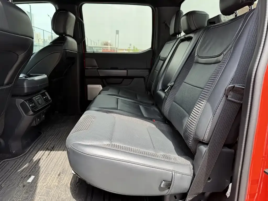 Ford F-150 Raptor — фото 7