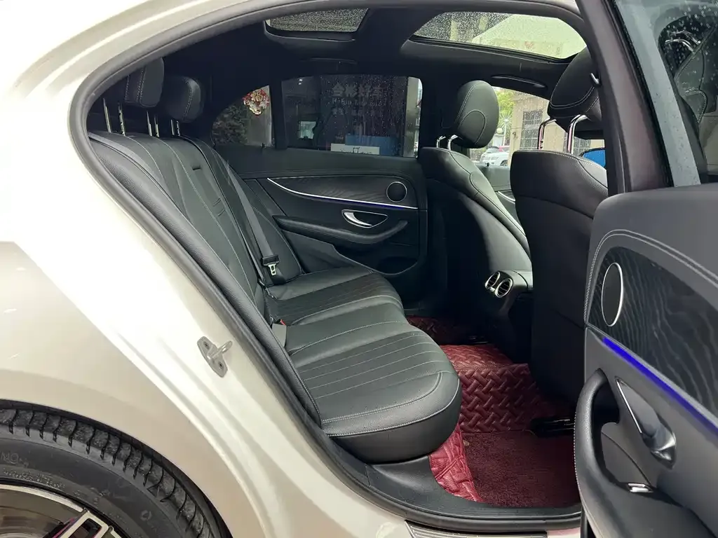 Mercedes-Benz E-Class (Import) — фото 8