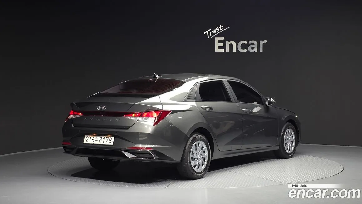 Hyundai AVANTE — фото 4