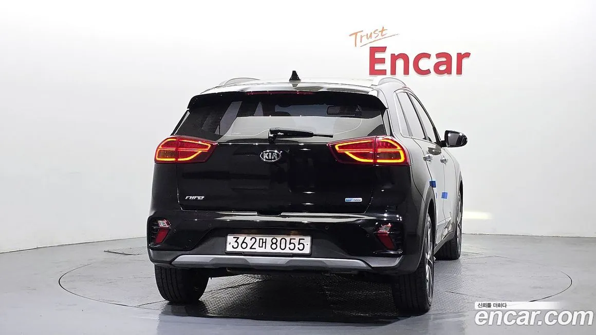 Kia Niro — фото 10