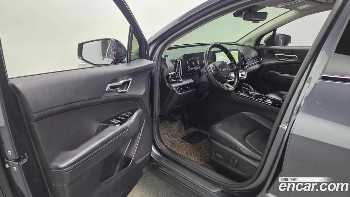 Kia Sportage — фото 10