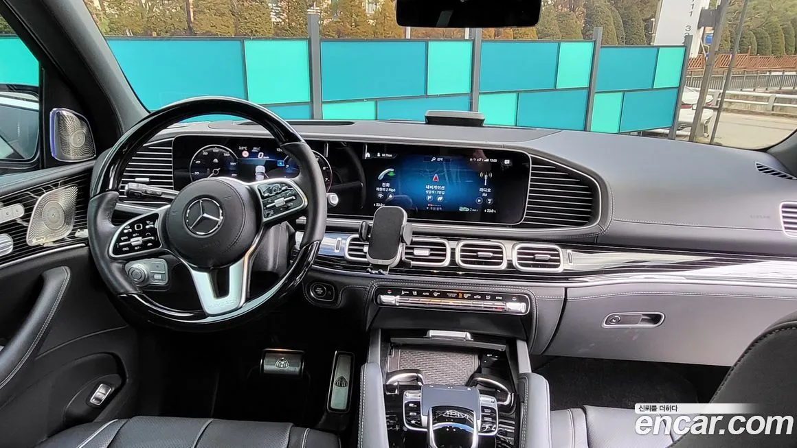 Mercedes-Benz GLS-Class — фото 6