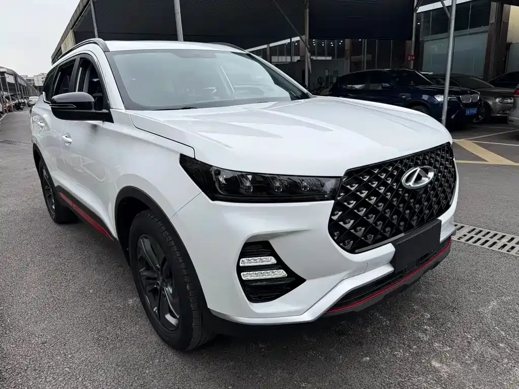 Chery Tiggo 7 — фото 10