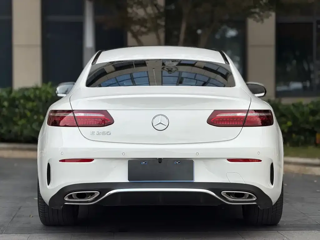 Mercedes-Benz E-Class (Import) — фото 9
