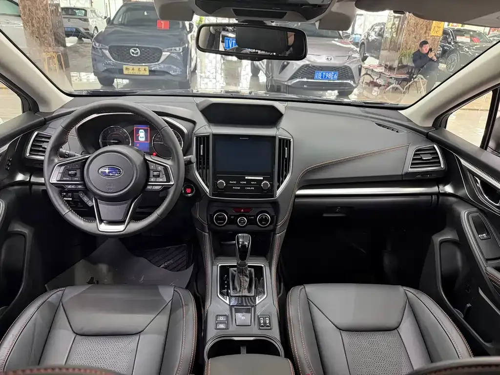 Subaru XV — фото 5
