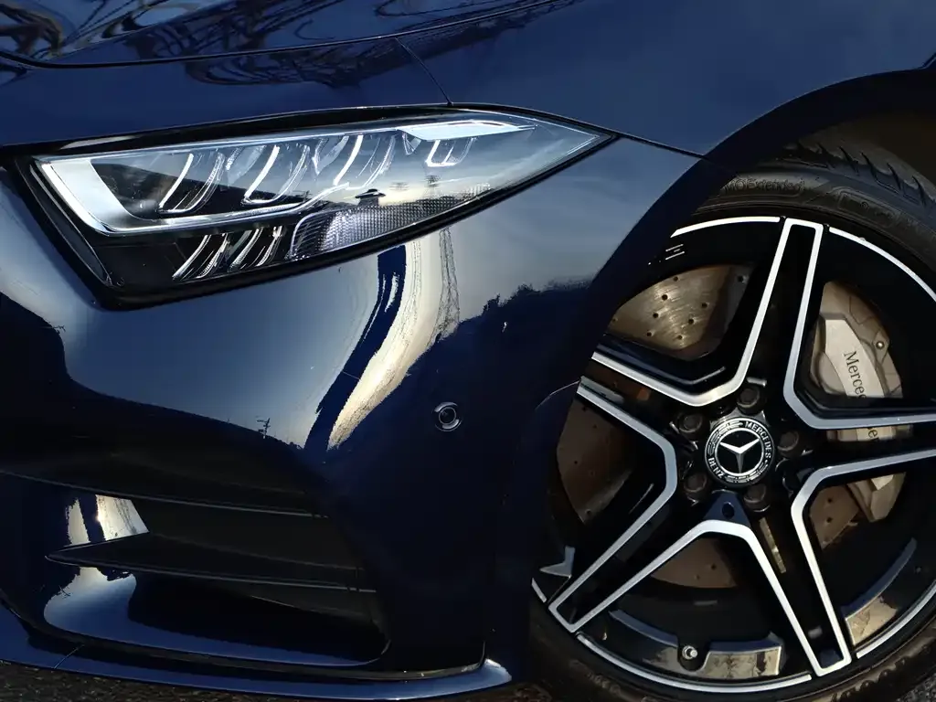 Mercedes-Benz CLS — фото 8