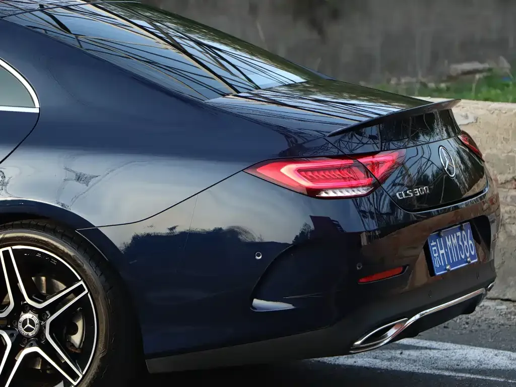 Mercedes-Benz CLS — фото 2