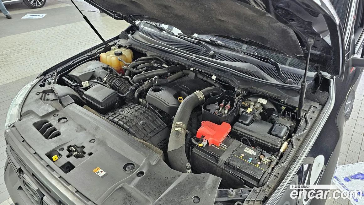 Ford Ranger — фото 10