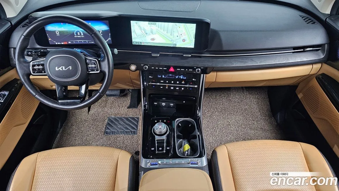 Kia Carnival — фото 10