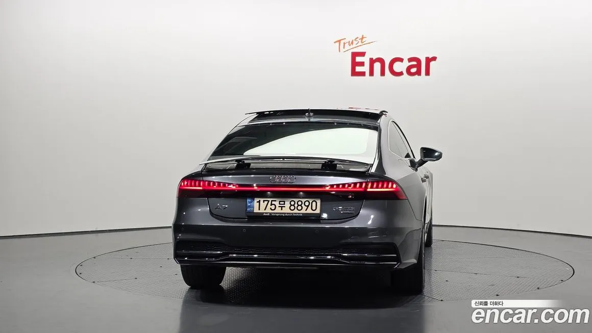 Audi A7 — фото 2