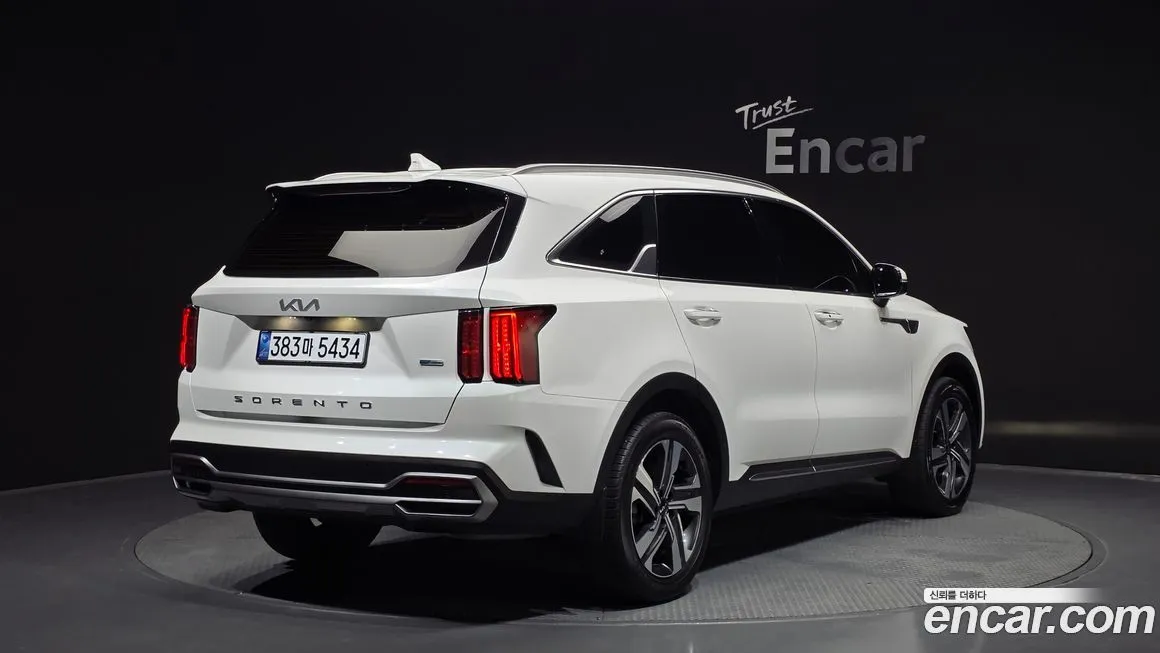 Kia Sorento — фото 10