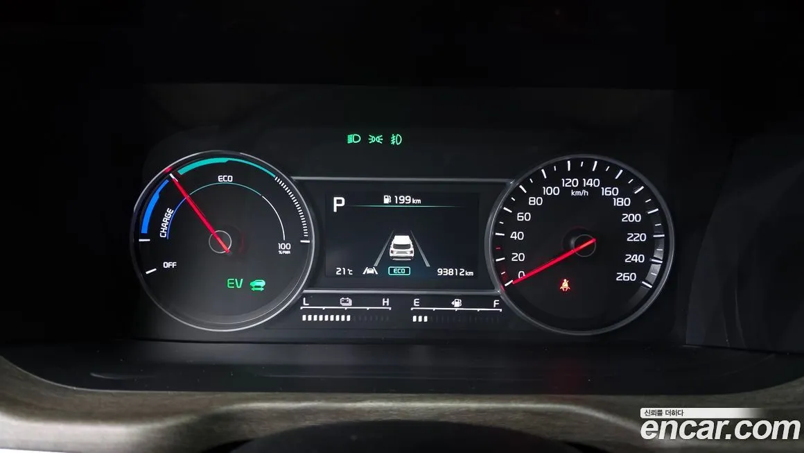 Kia Sorento — фото 4