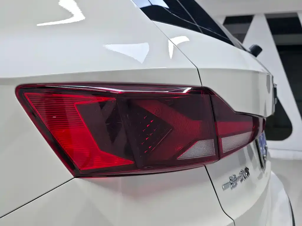 Jetta VS5 — фото 2