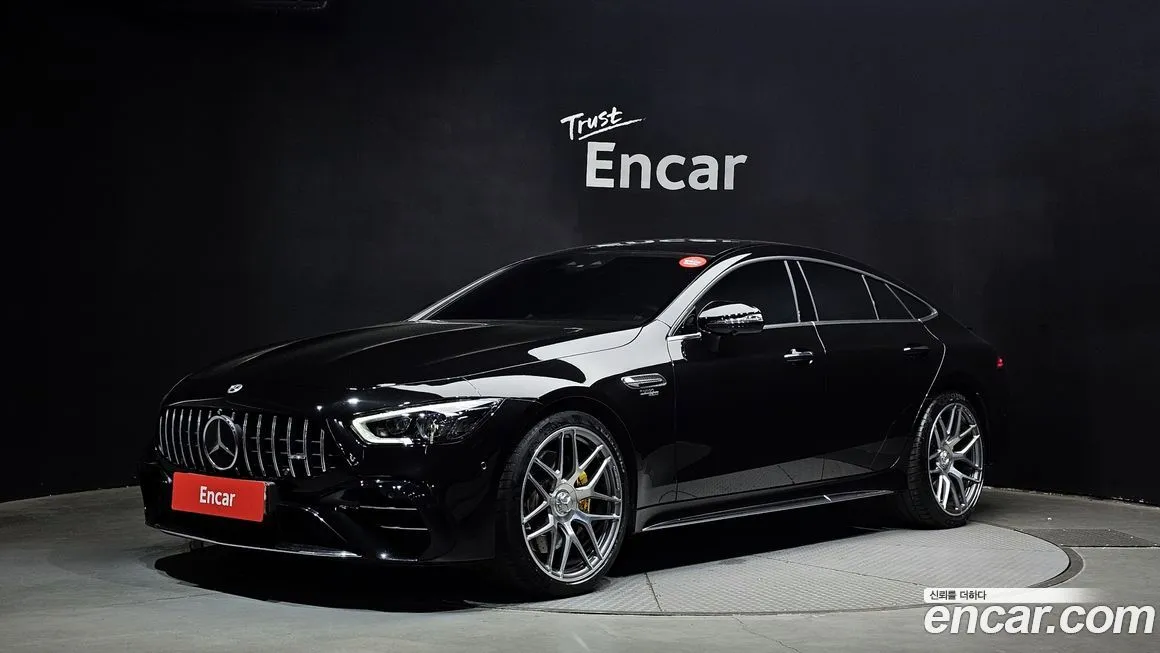 Mercedes-Benz AMG GT — фото 1
