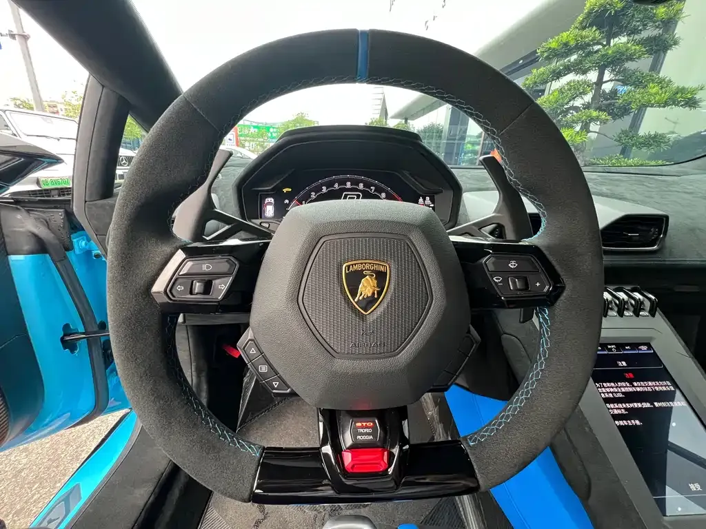Lamborghini Huracan — фото 4