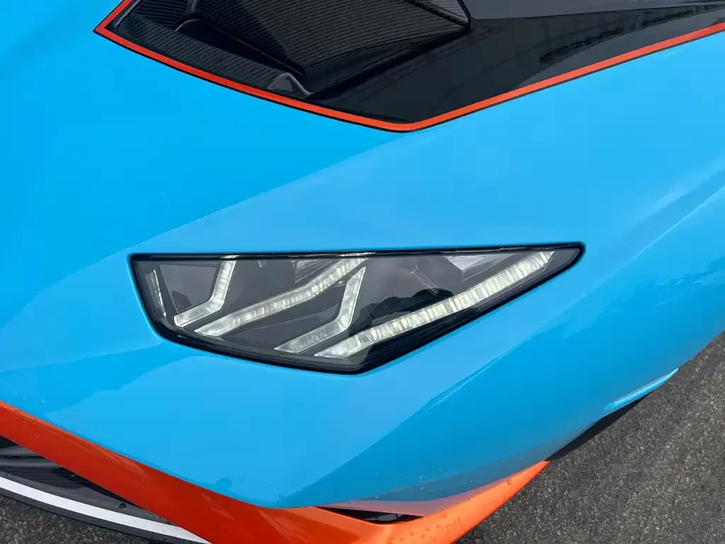 Lamborghini Huracan — фото 9