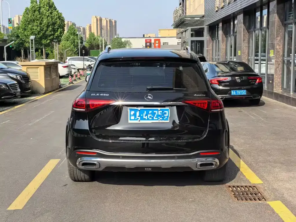 Mercedes-Benz GLE — фото 8